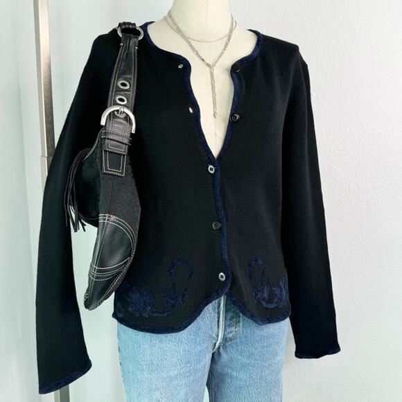 Vintage Wool Black Blue Embroidered Cardigan Sweater Size Small - Picture 1 of 7